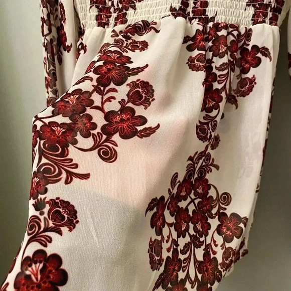 Xhilaration target white red floral smocked top tunic boho ruffle neck medium - Picture 3 of 12